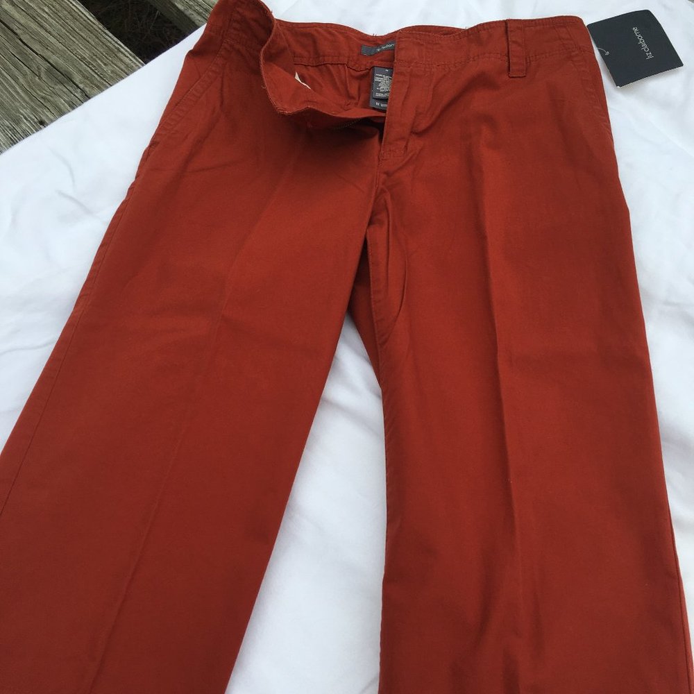 Liz Claiborne Cropped pants rust color